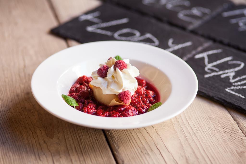 Noclegi Restauracja Piwnica Rycerska Kety  Bagian luar foto