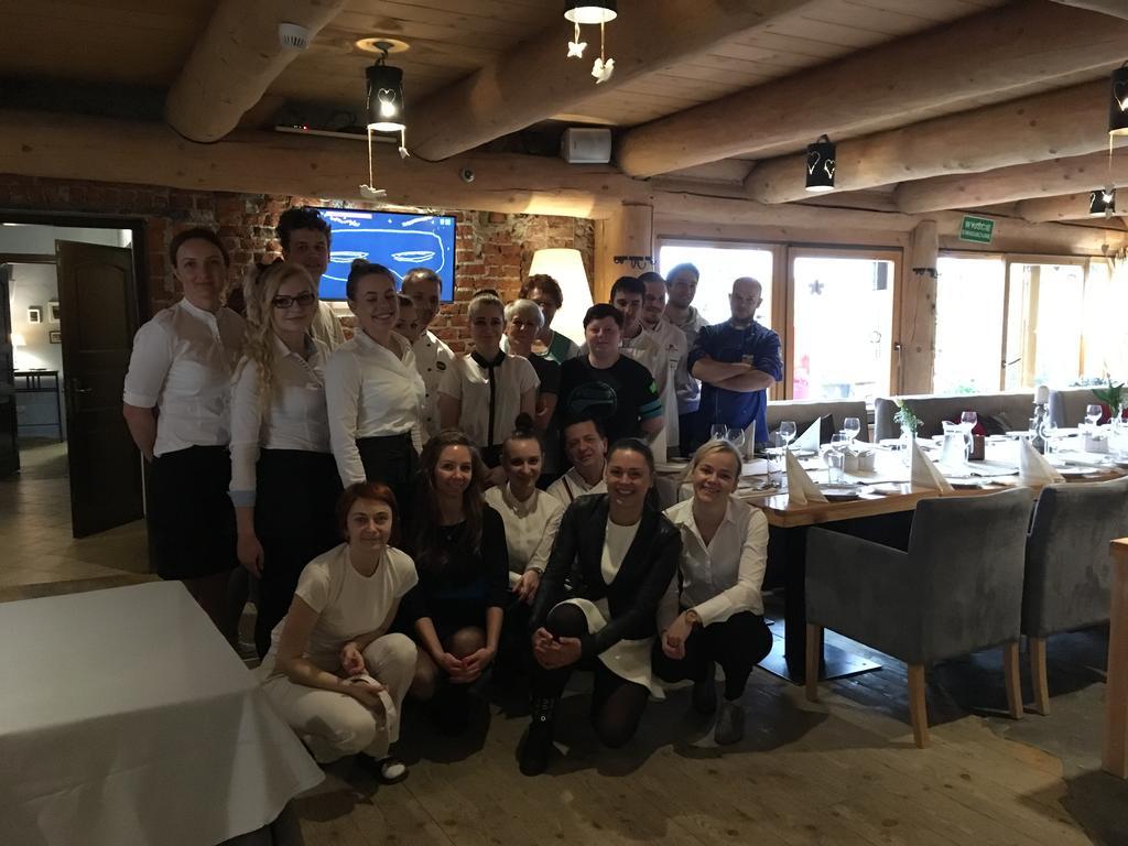 Noclegi Restauracja Piwnica Rycerska Kety  Bagian luar foto