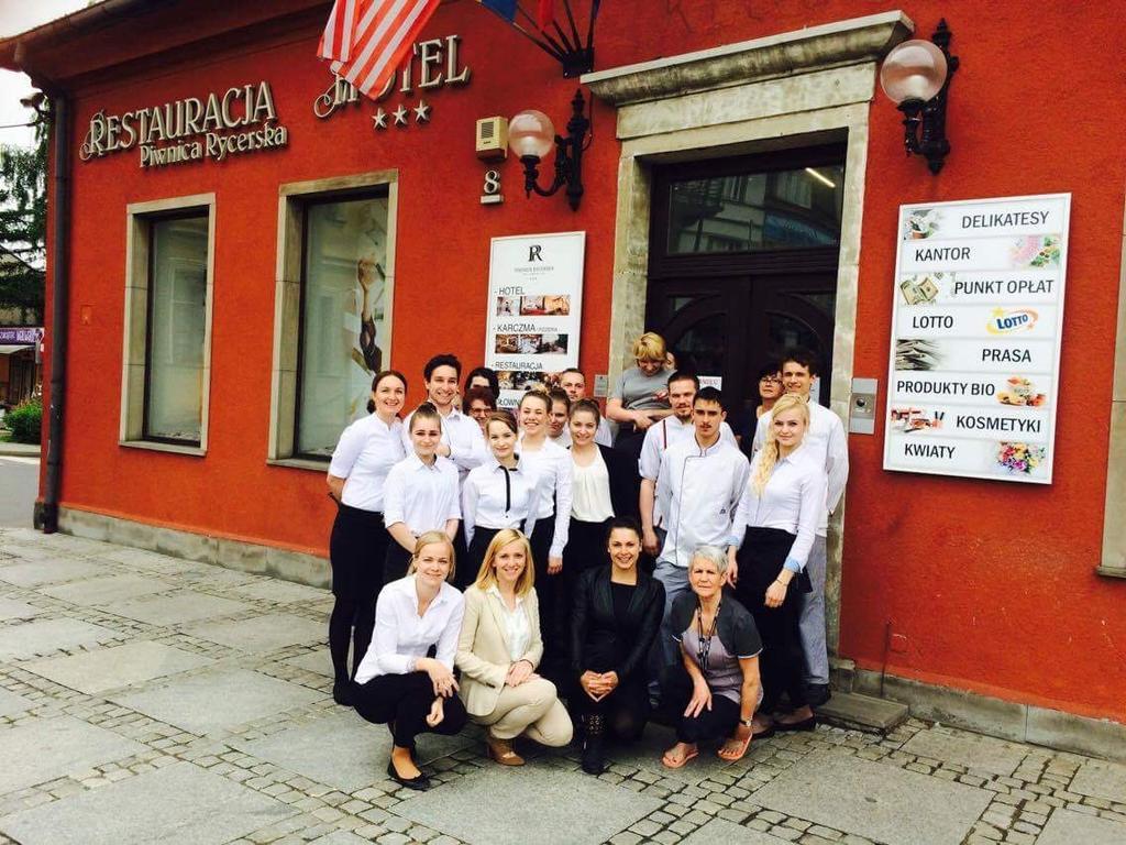 Piwnica Rycerska Kety Apartment Bagian luar foto