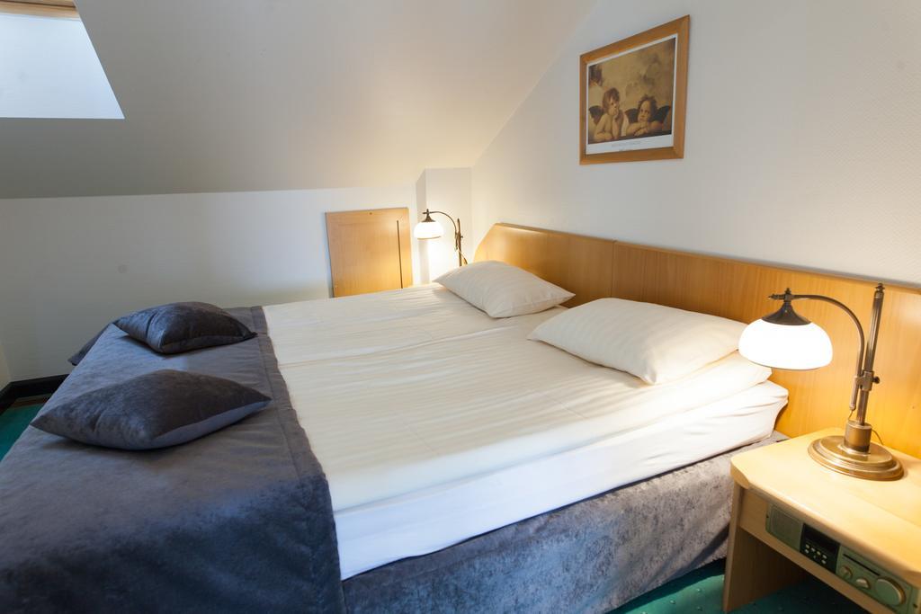 Piwnica Rycerska Kety Apartment Bagian luar foto